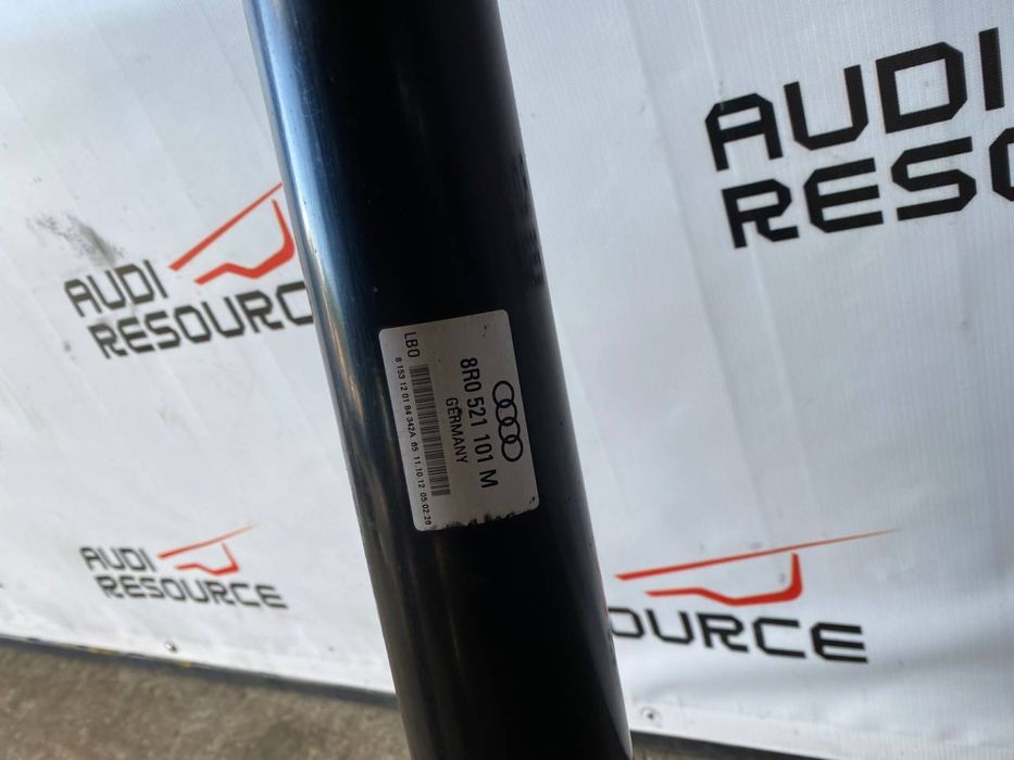 Кардан карданний вал привод привід задньої осі Audi Q5 12-16 2.0 3.0