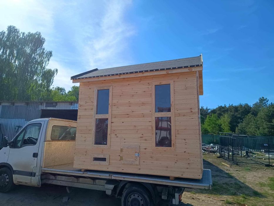 Kurnik solidny śliczny