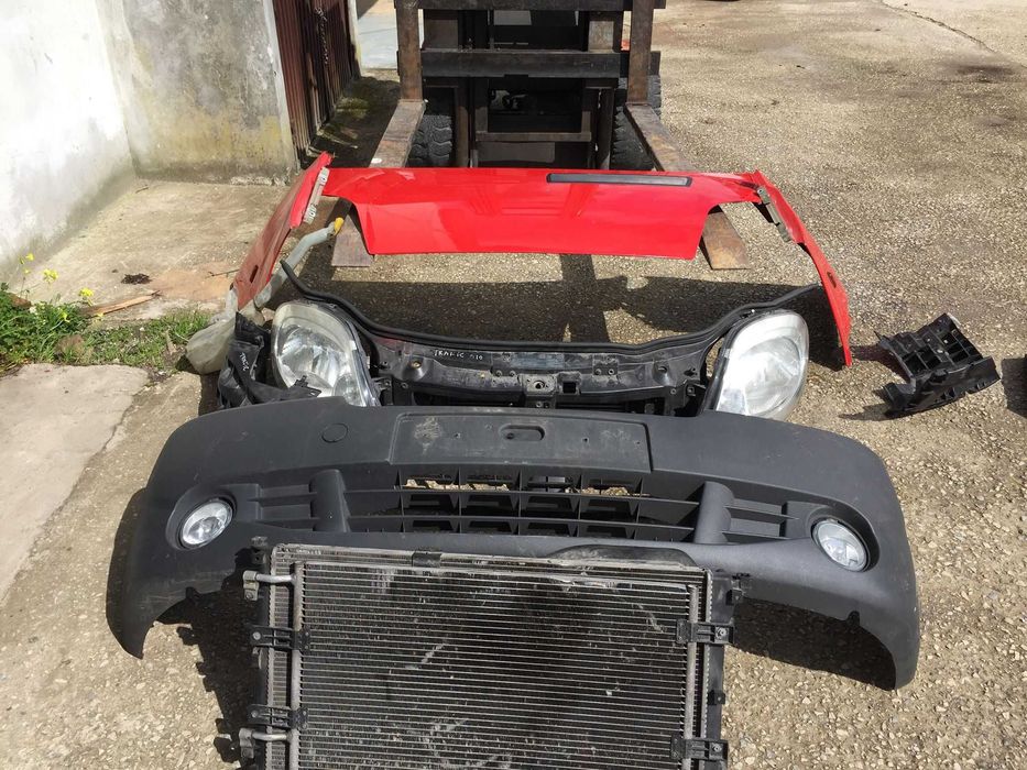 frente Renault master