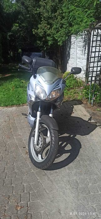 Legenda kategorii 125: Honda Varadero 125 (2008)