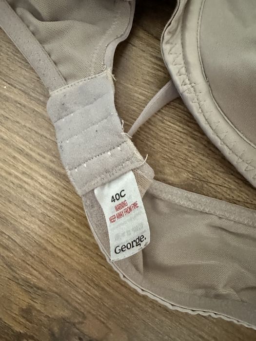 Piękny biały stanik 40C George