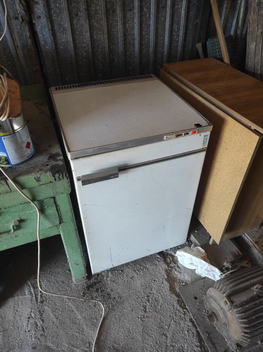 Морозильна камера б/в