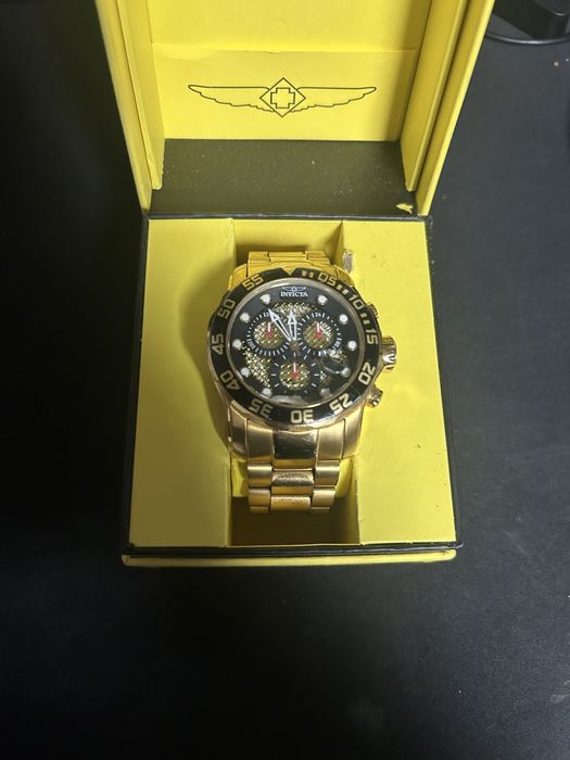 Zegarek Invicta Pro Diver zloty