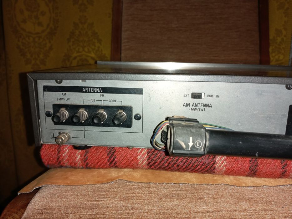 Продам тюнер тюнер