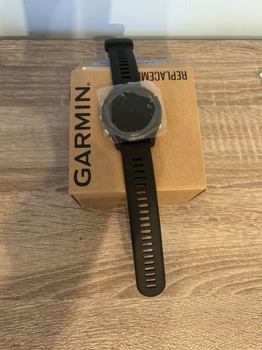 Zegarek Garmin Forerunner 255 Music czarny nowy