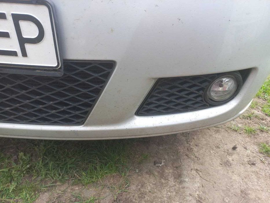 Решётка птф Mazda 5