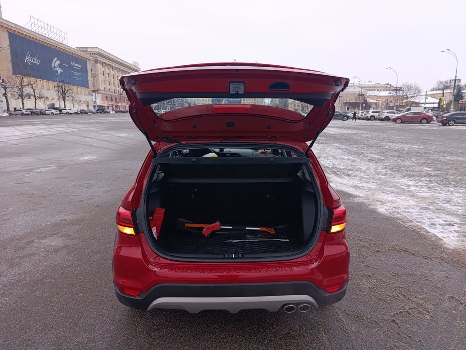 Kia Rio X-Line 2018 1.6 AT