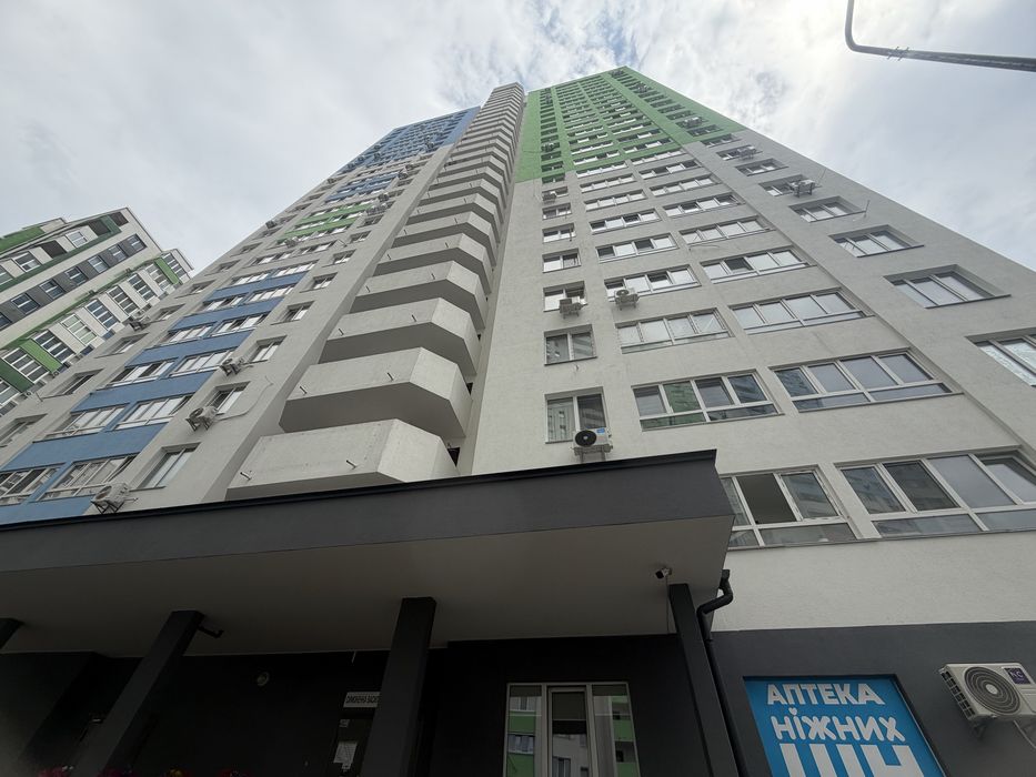 Продаж нової 1 кім квартири Атлант , державні програми