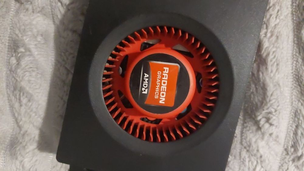 Відеокарта AMD Radeon HD 6950