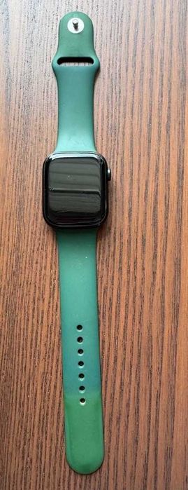 Apple Watch seria 7 45 mm GREEN