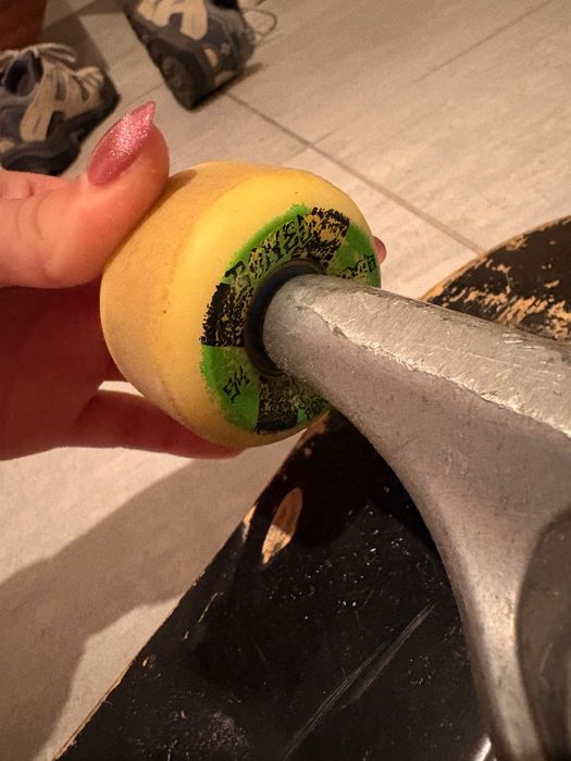 skate 8 com trucks independent