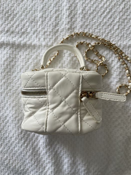 Сумочка в стилі Vanity bag