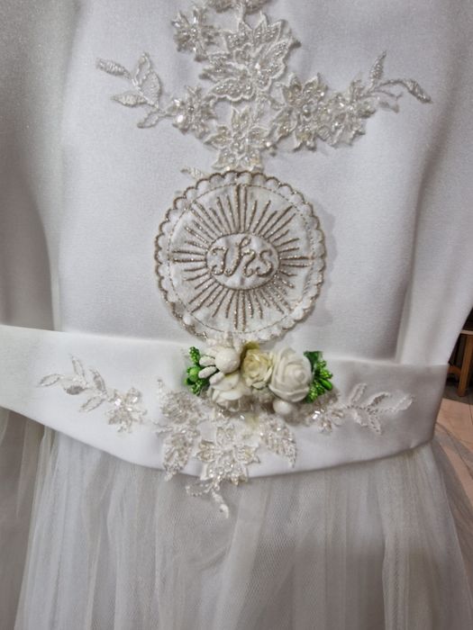 Sukienka komunijna komplet 10 elementów  Komunia buty wianek rękawiczk