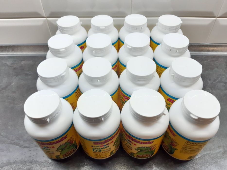 Natural Factors, Big Friends Vitamin D3 400 ME (250 таб.) D3 для детей