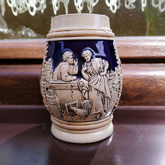 Piękny kufel dekoracyjny