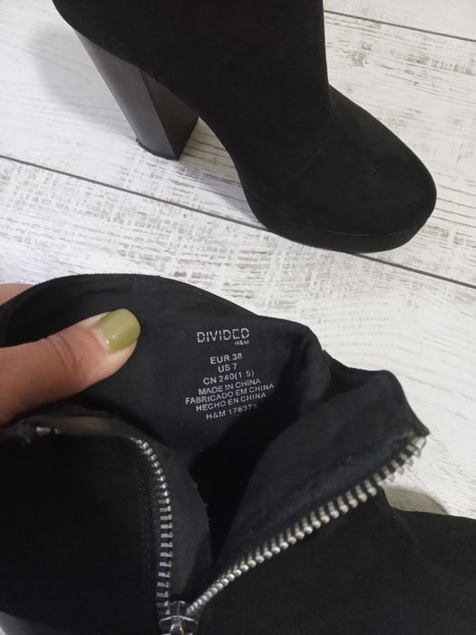 Ботильйони 

H&M

38 розмір