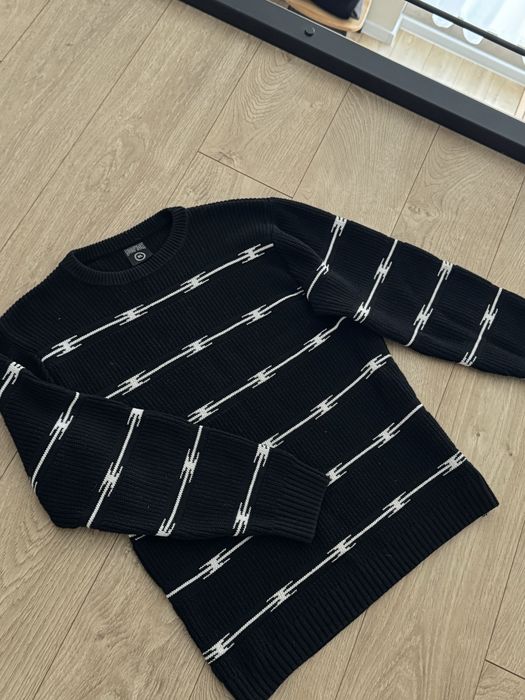 Светр ручноі роботи бренду ВОЛЧОК XL