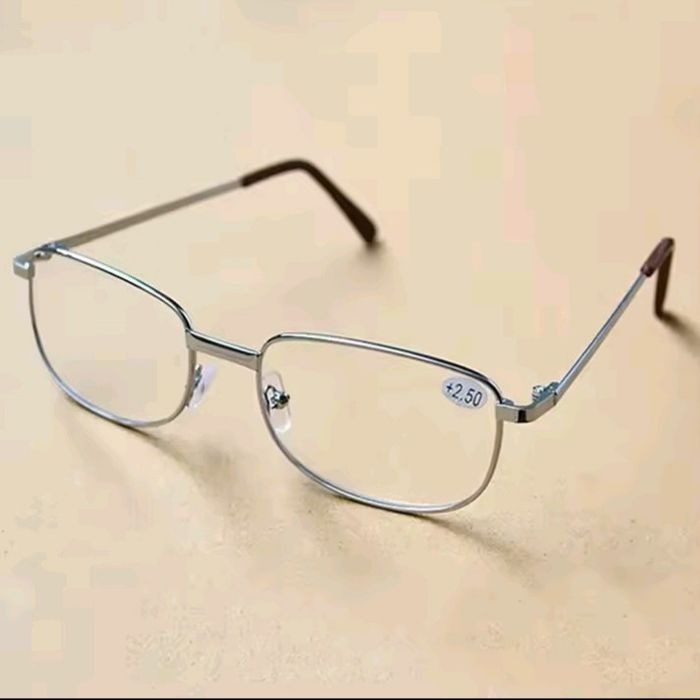 Очки, окуляри  для чтения, компьютера, вождения, диоптрии.