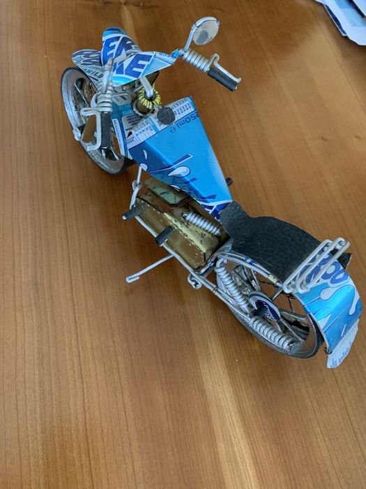 Mota miniatura feita à mão