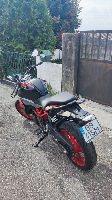 BMW G 310 R — 2025 — Apenas 4.175 km — ABS e Full LED