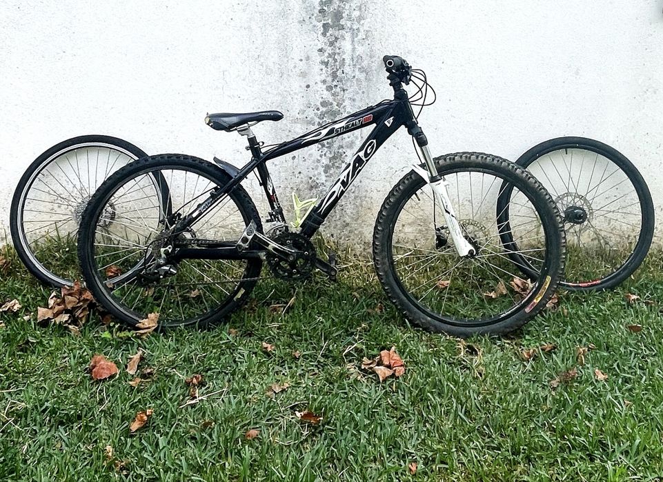 Bicicleta VAG versátil mtb/road 26'' M