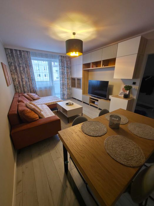 Mieszkanie na wynajem - 3 pok. 53 m2 + balkon i piwnica - Żegrze