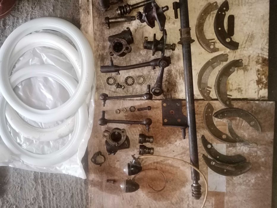 Продам лобовое стекло  на Москвич - 401