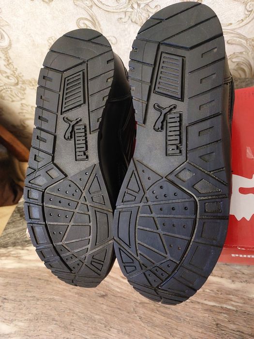 Кожанные кроссовки PUMA .