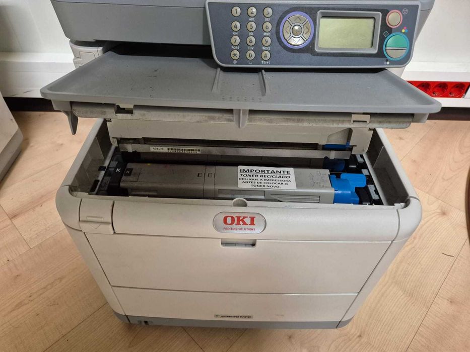 Impressora OKI C3530 MFP