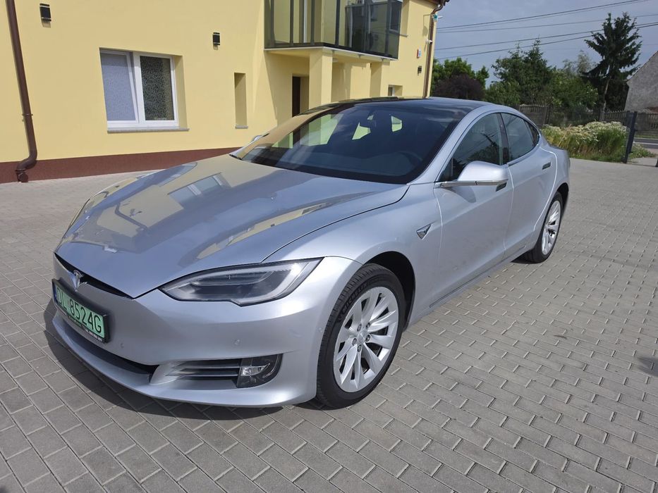 Tesla Model S Tesla Model S 75 2018 · Faktura VAT
