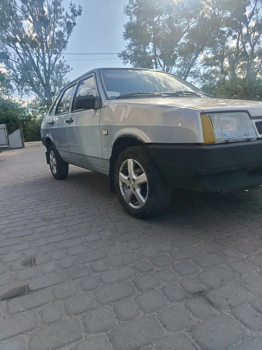 авто  ваз 2199 ідеальний стан