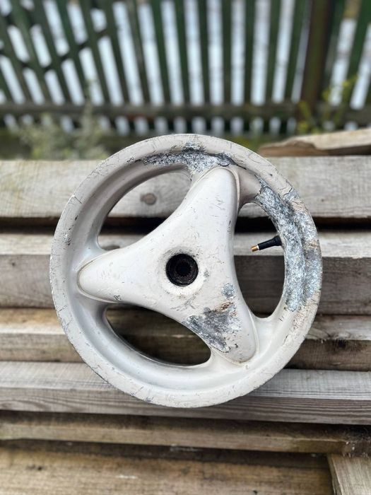 Переднє колесо Yamaha Neo's