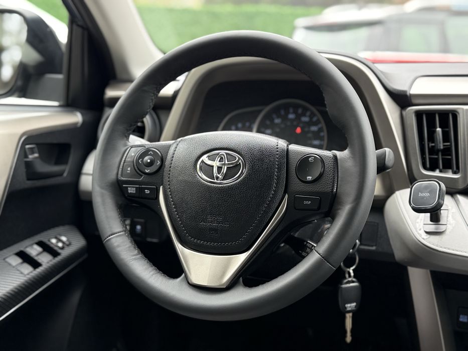 Toyota Rav 4 2013 год 2.5л 4WD Автомат