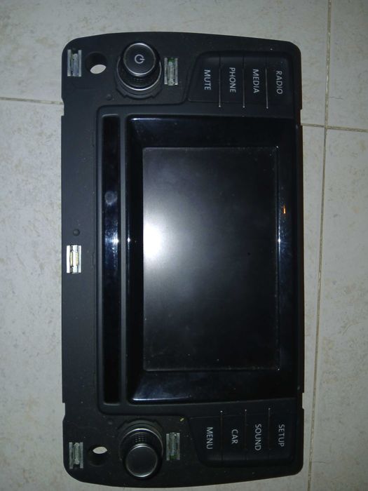 Rádio VW VII - avariado