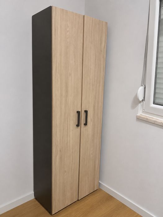 Movel / roupeiro com.6 prateleiras (60x42x180)