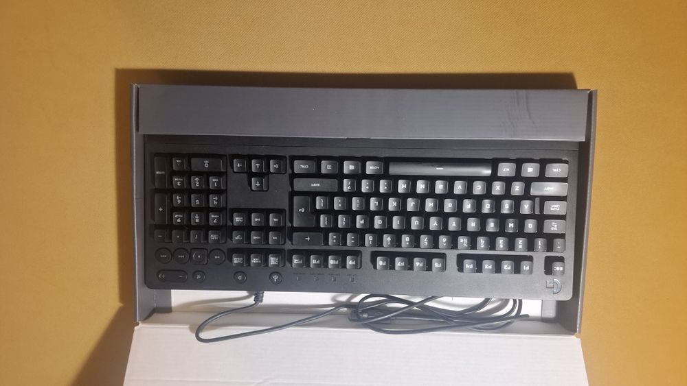 Klawiatura Logitech G213