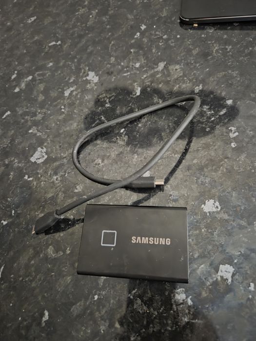 Samsung T7 Touch SSD 2TB – Como Novo