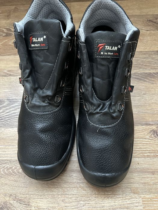 Ботінки Quechua p43(28,5cm)