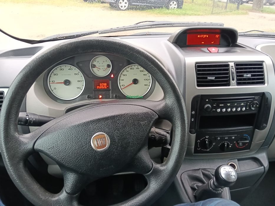FIAT SCUDO 2011 rok 9 osobowe