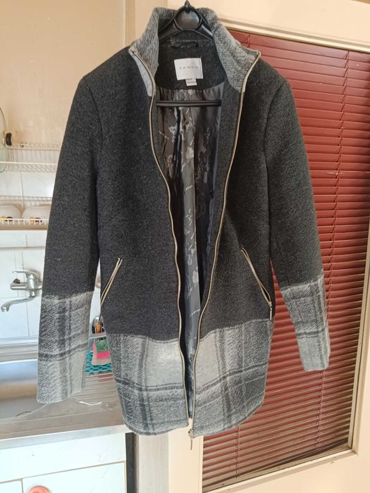 Płaszcz damski prosty