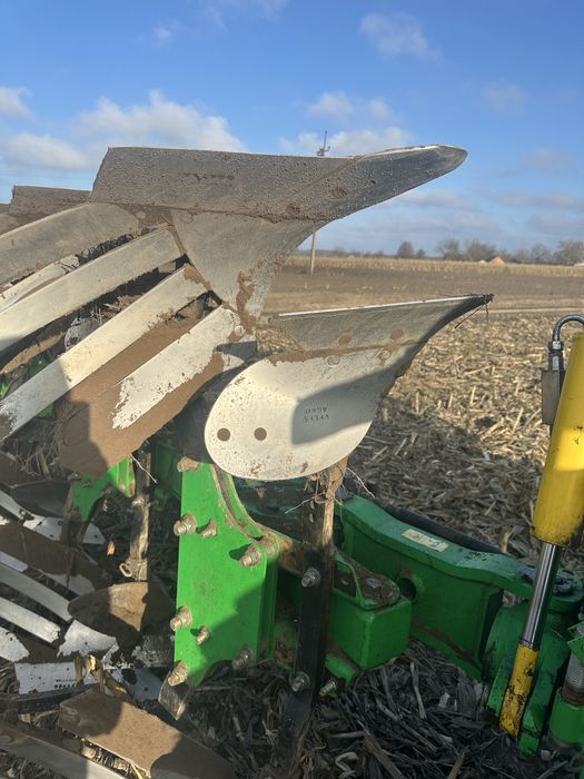 Плуг обертовий навісний Велес Агро ПОНМ-3-35+1