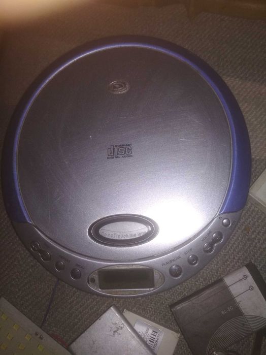CD плеєр 150 був колись робочий.