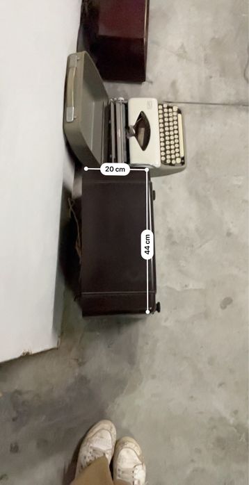 Conjunto de Radios, Maq.Escrever e Colunas