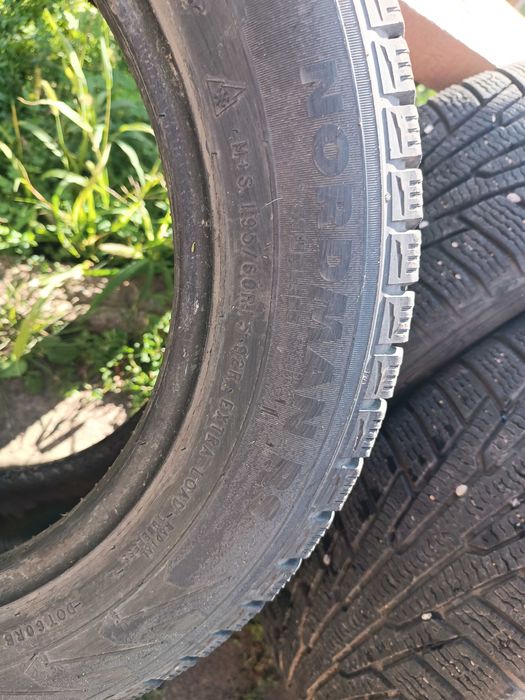 Зимняя резина Nokian Nordman 195 60 R15 ,7-8 мм протектор