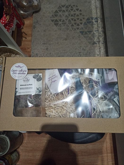 Dużyupominkowy  zestaw lawendowy