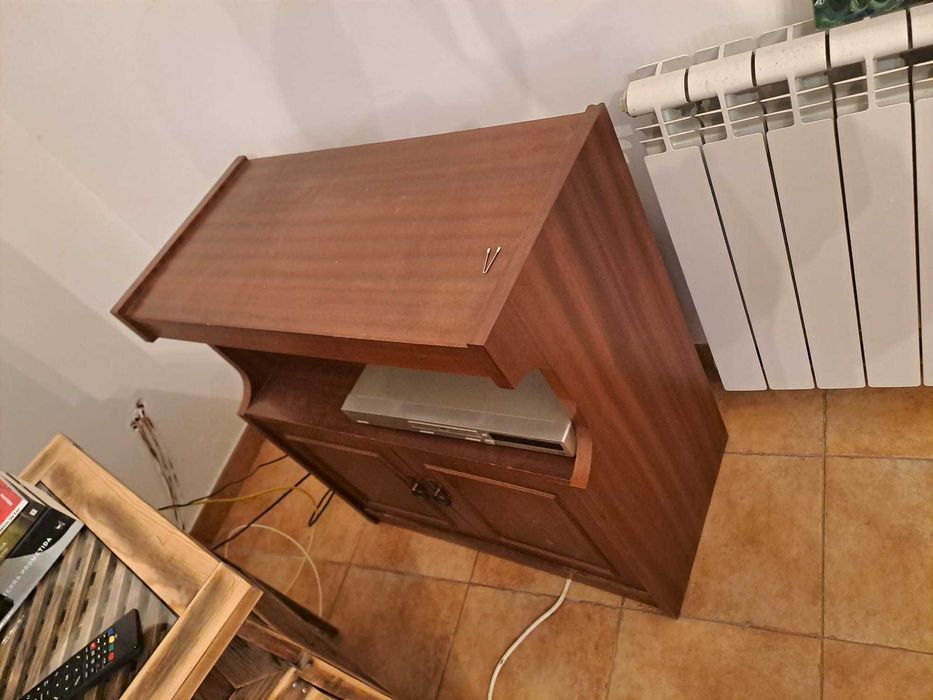 Móvel para TV antigo