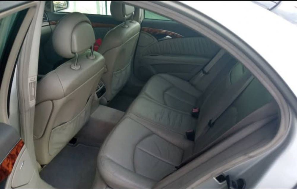 Excelente Mercedes E220 CDI Automático Nacional 2002