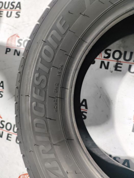 2 pneus semi novos 225-65R16C Bridgestone - Oferta dos Portes