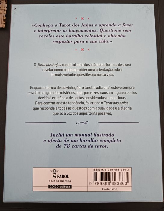 Vendo Tarot vários na caixa, com livros ótimo estado novos.