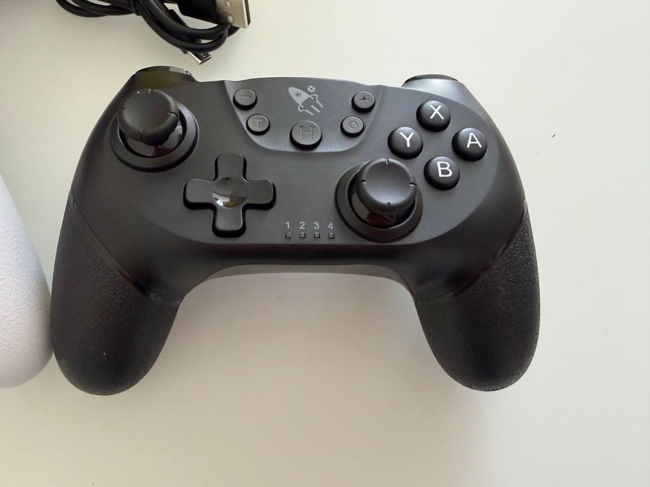 бездротові контролери від бренду AceGamer